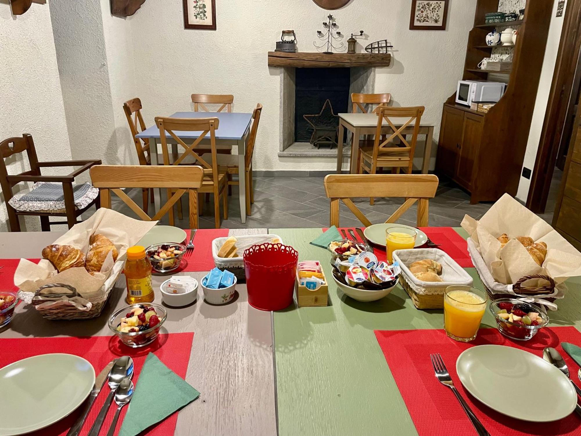 B&B Il Castellaccio - Albavilla Esterno foto